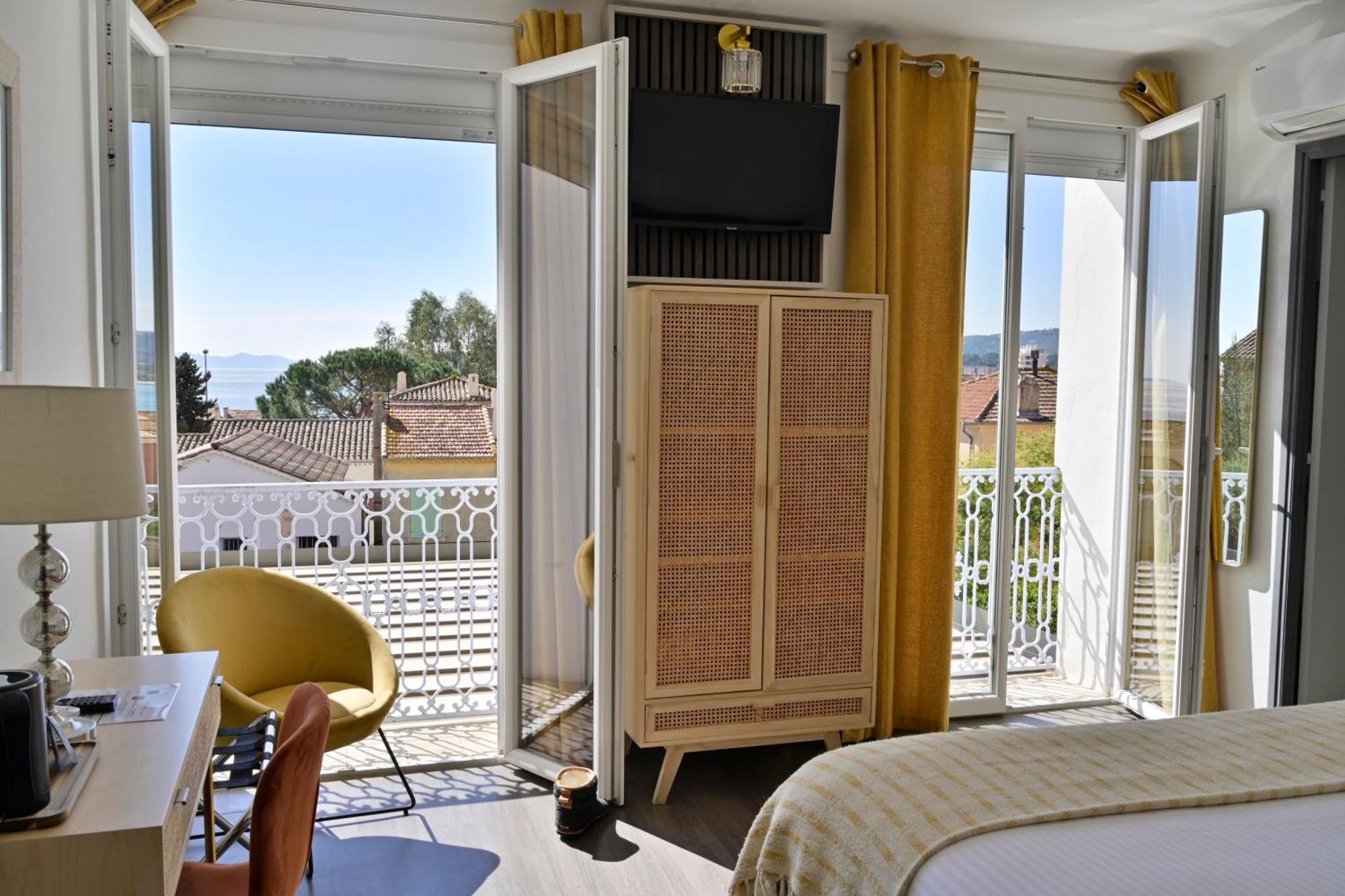 Hotel La Petite Boheme 3*